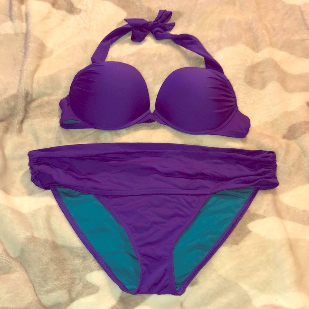 Victoria’s Secret bikini